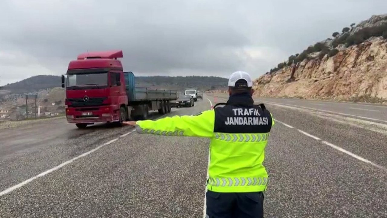 Gaziantep’te jandarmanın bayram denetimlerinde 119 aranan şahıs yakalandı