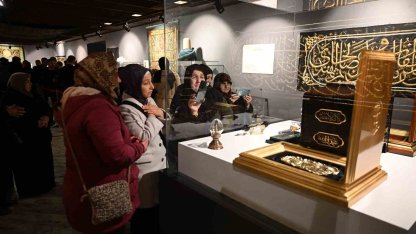 Gaziantep’te Mukaddes Emanetler Sergisi ziyaretçi akınına uğruyor