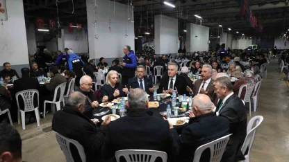 Gemlikliler dayanışma sofrasında buluştu