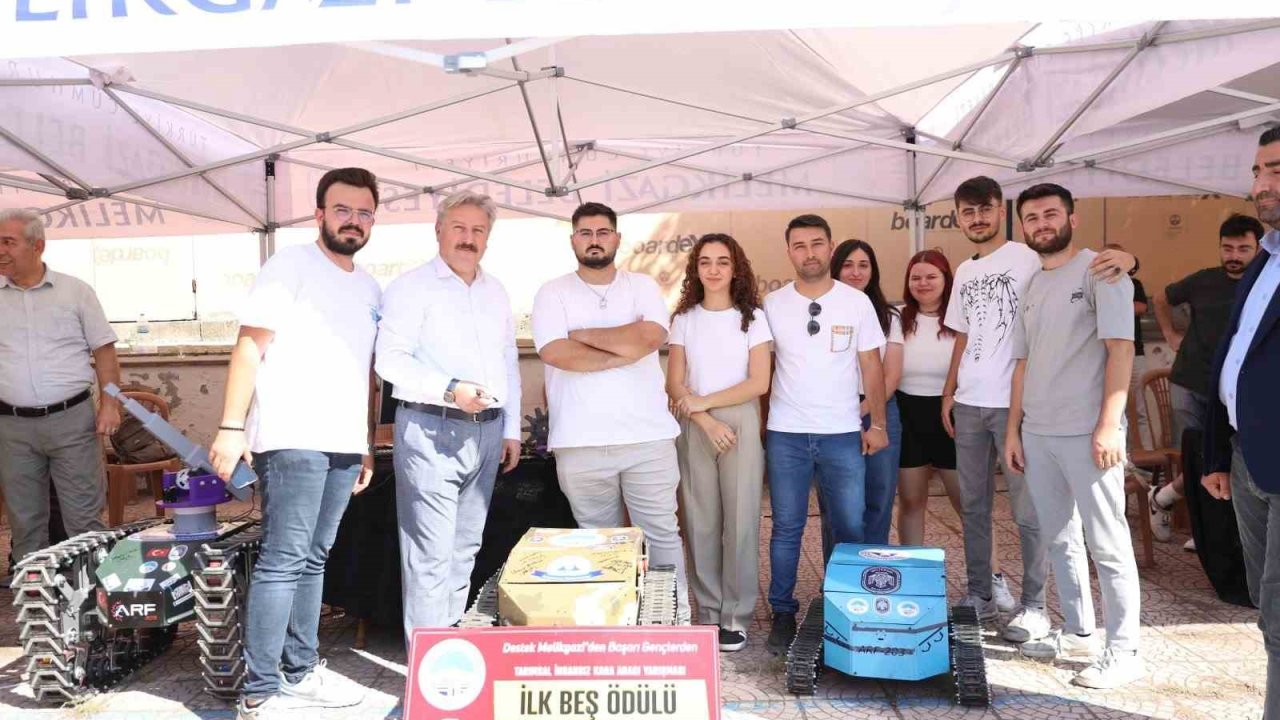 Gençlerin geleceği Melikgazi’nin destekleriyle yükseliyor