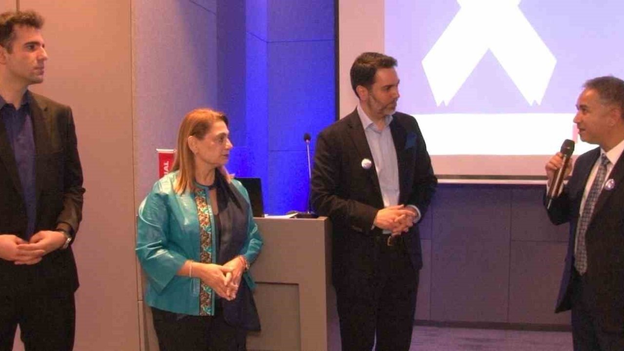 Hastalar deneyimlerini paylaştı, doktorlar 45 yaş sonrası kolonoskopiyi önerdi