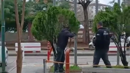 Hastane bahçesindeki madde bağımlısı görenleri korkuttu