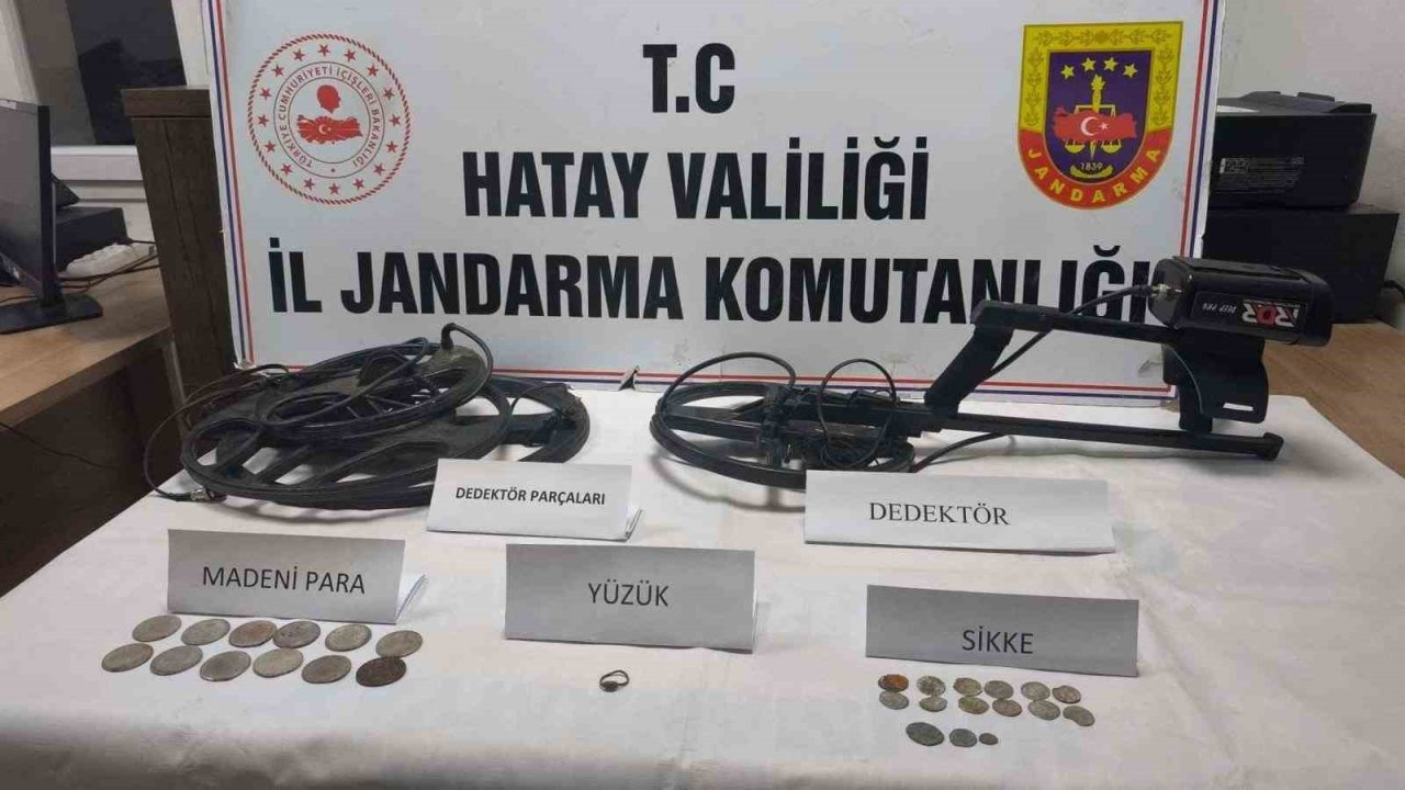 Hatay’da sikke ve yüzük ele geçirildi