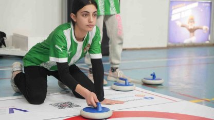 Iğdır’da öğrenciler floor curling ile tanışıyor