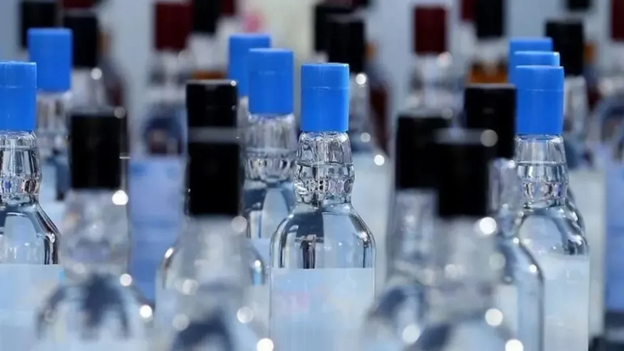 İktidarın hazırladığı alkollü içki düzenlemesi Meclis’e sunuldu: Yeni detaylar ortaya çıktı