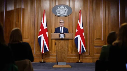 İngiltere Başbakanı Starmer, Katar’a ilave savaş uçağı gönderileceğini açıkladı