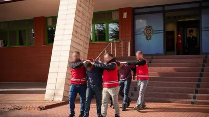Isparta’da 9 yılın üzerinde hapis cezası bulunan 2 hükümlü yakalandı