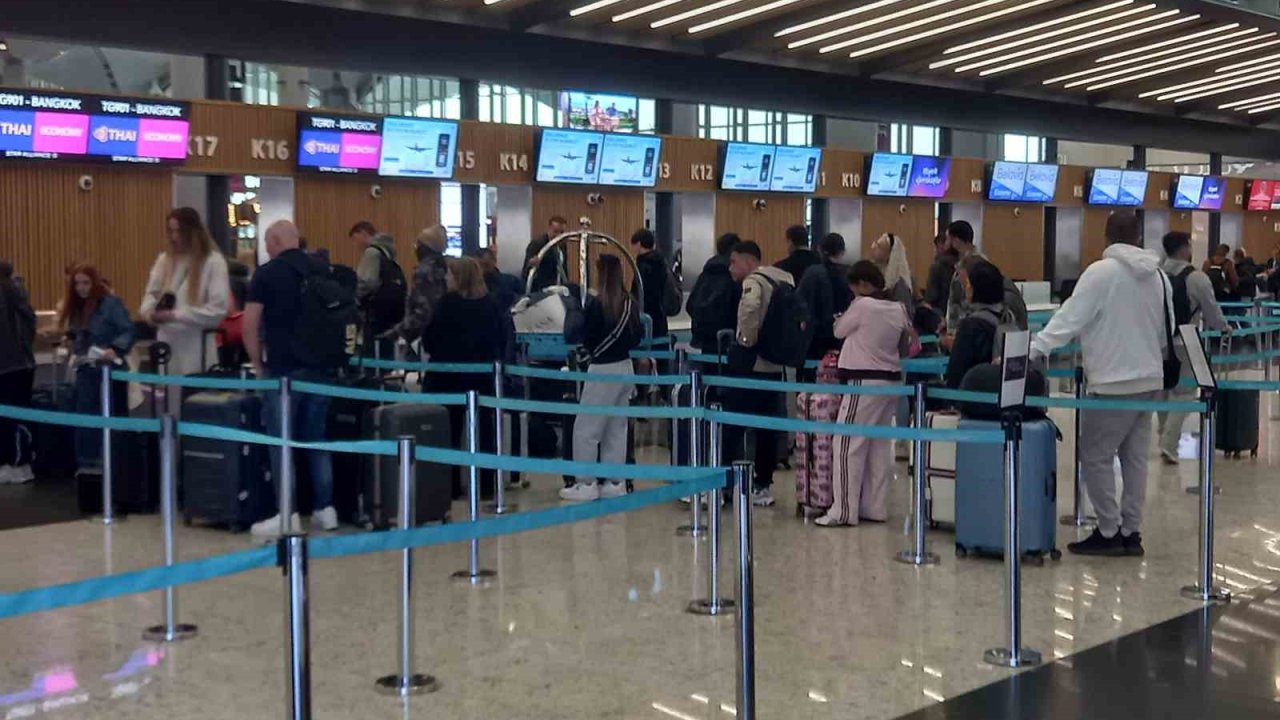 İstanbul Havalimanı’nda Ramazan Bayramı yoğunluğu