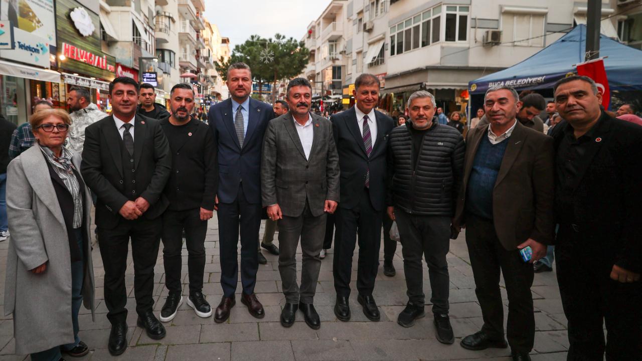 İzmir’in zirvesi Buca’daki iftar sofrasında buluştu