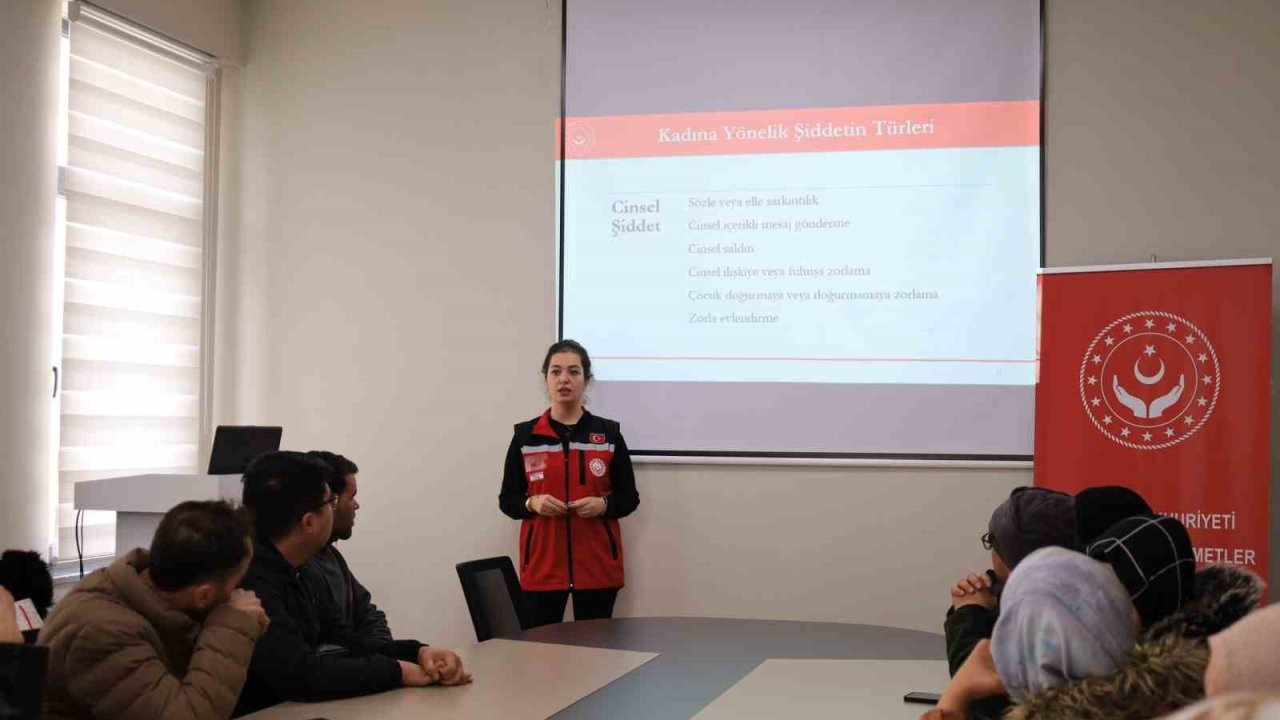 Kadına yönelik şiddetle mücadele eğitimi verildi