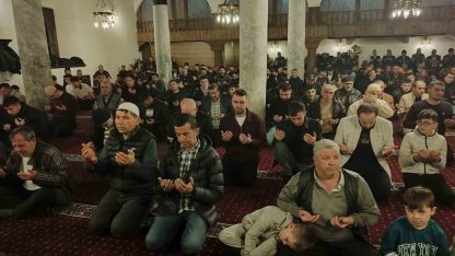 Kadir Gecesi huşu içinde idrak edildi