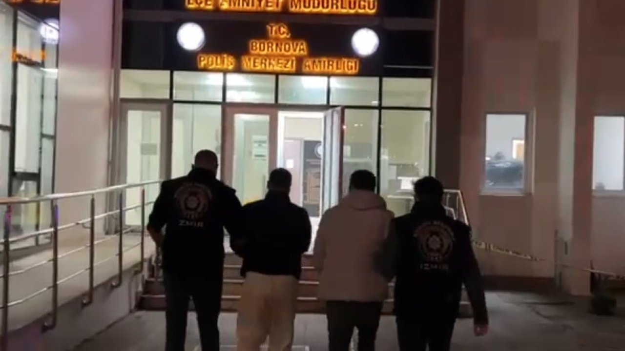 Kapıyı ’polisiz’ diyerek açtırdılar, silahla vurup 550 bin lira parayı çaldılar