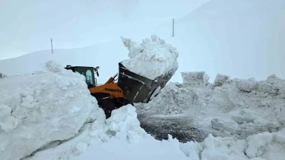 Kar esareti bitiyor: Bahçesaray yolu 3 ay sonra yeniden açılıyor