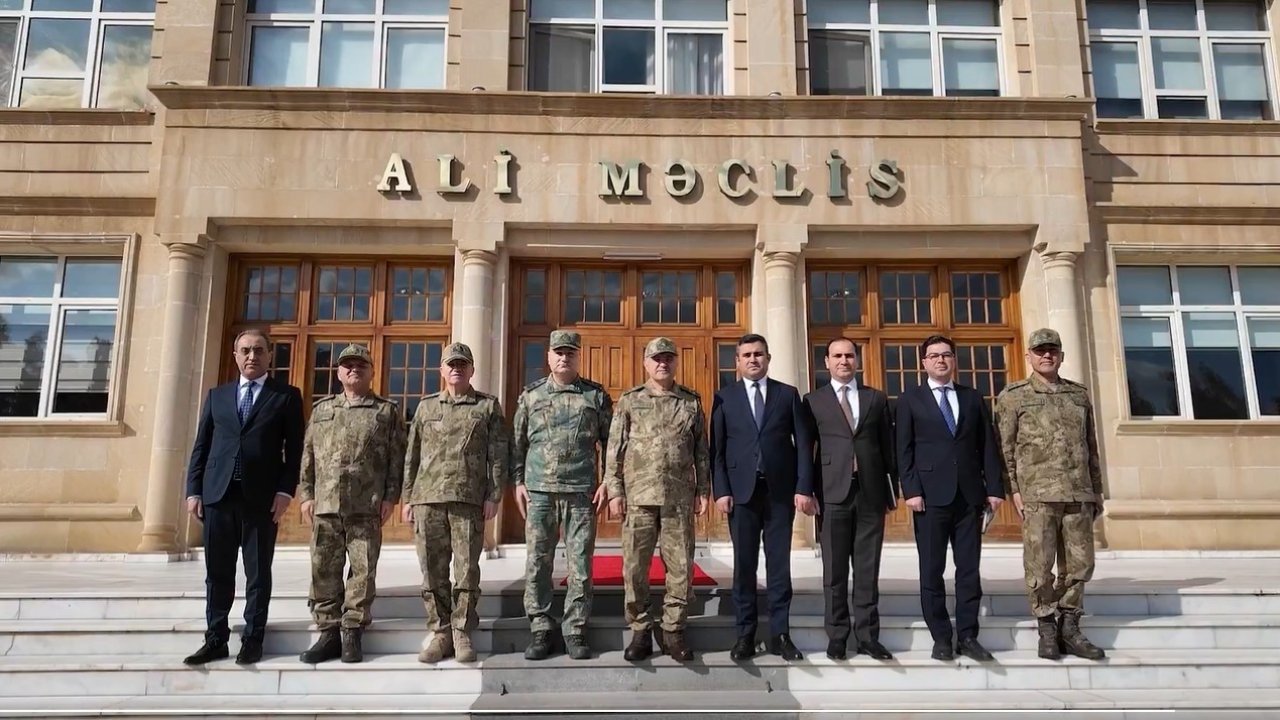 Kara Kuvvetleri Komutanı Orgeneral Tokel İran sınırında