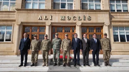 Kara Kuvvetleri Komutanı Orgeneral Tokel İran sınırında