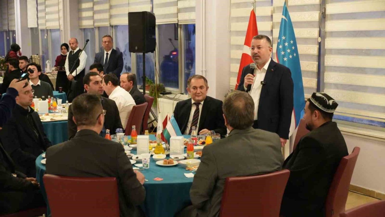 Karabük Üniversitesinde Türkiye Yüzyılı ve Özbekistan iftarı