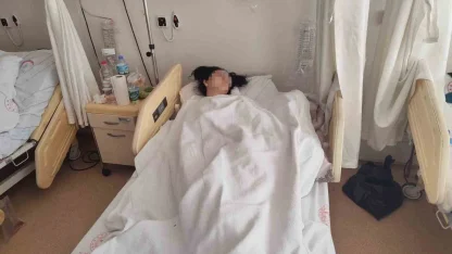 Karısını darbettiği ve balkondan attığı ileri sürülen koca tutuklandı