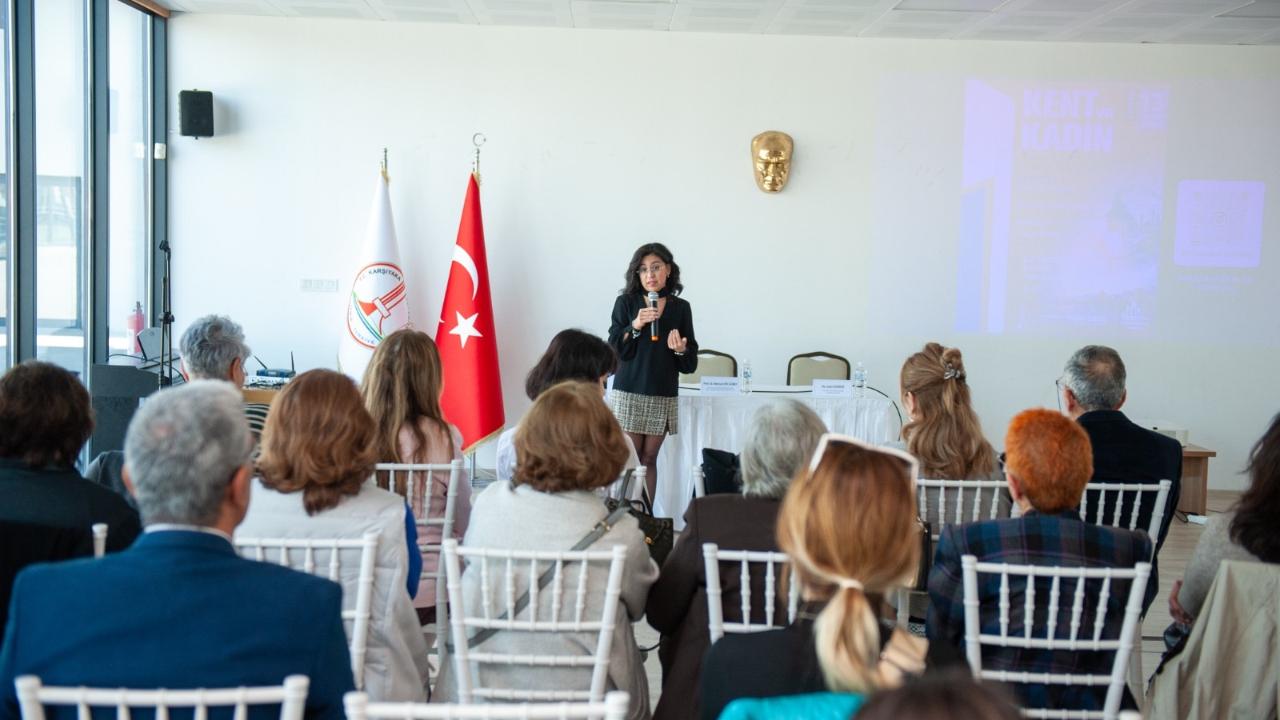 Karşıyaka’da ‘kadın ve kent’ vizyonu masaya yatırıldı