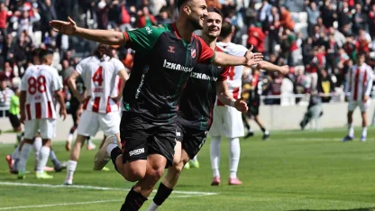 Karşıyaka’da Ömer Faruk 9 maçta 9 gol attı
