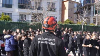 Kartal Belediyesi’nden okullarda afet bilinci eğitimi