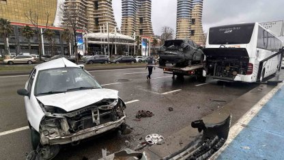 Kartal Sahili’nde zincirleme kaza: 1’i ağır 3 yaralı