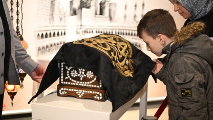 Kartepe’de "Sakal-ı Şerif" ve Kabe örtüsü ziyarete açıldı