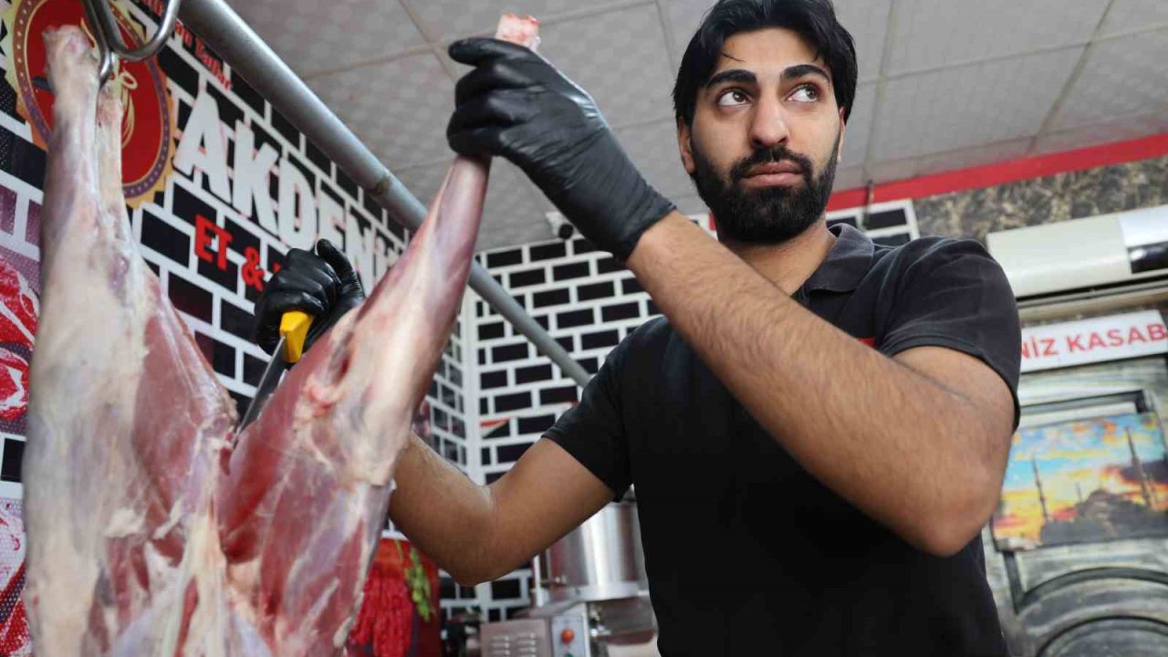 Kasap önlüğünden şampiyonluk kürsüsüne