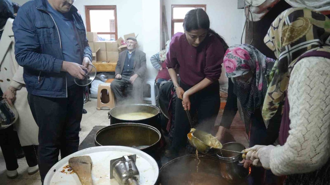 Kastamonu’da 8 asırlık "tekke çorbası" geleneği bu yıl da yaşatıldı