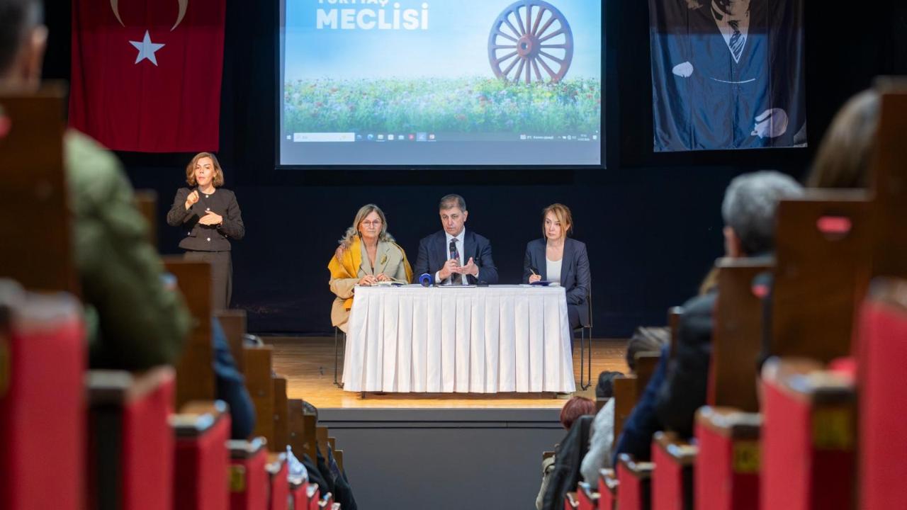 “Katılım, diyalog ve ortak akıl” İzmir’de Roman Yurttaş Meclisi kuruldu