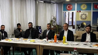 Kaymakam Akın öğrencilerle iftarda buluştu