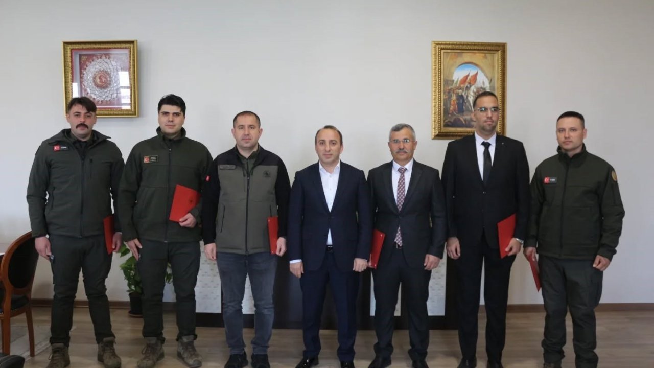 Kaymakam Erdoğan’dan orman personeline teşekkür belgesi