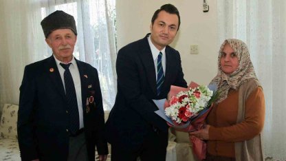 Kaymakam Öztürk gazilerle bir araya geldi: "Sizlerin ödediği bedeller sayesinde bu şanlı bayrağımız dalgalanıyor"