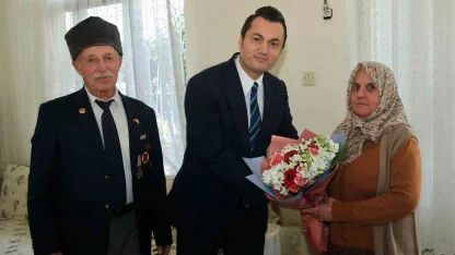 Kaymakam Öztürk gazilerle bir araya geldi: "Sizlerin ödediği bedeller sayesinde bu şanlı bayrağımız dalgalanıyor"