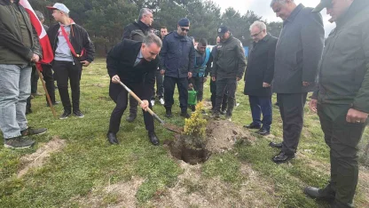 Kazdağları’nda fidanlar toprakla buluştu