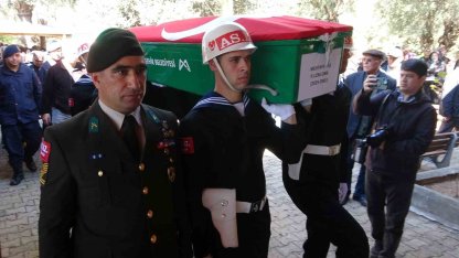 Kıbrıs’ta kazada hayatını kaybeden uzman onbaşı son yolculuğuna uğurlandı