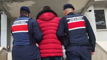 Kırıkkale’de aranan 2 hükümlü yakalanarak cezaevine gönderildi