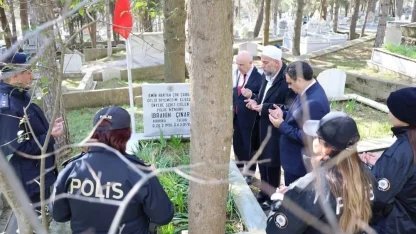 Kırklareli’nde şehit polis İbrahim Çınar kabri başında anıldı