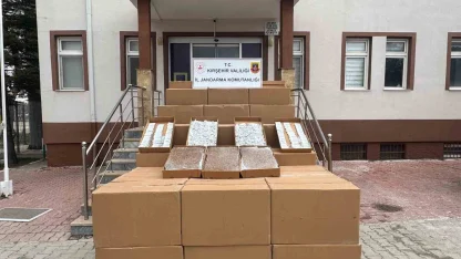 Kırşehir’de 4 milyon 95 bin TL’lik kaçak makaron ele geçirildi