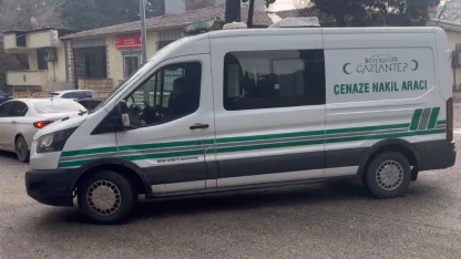 Kontrolden çıkarak takla atan aracın genç sürücüsü hayatını kaybetti