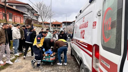 Kula’da yarım saat arayla iki kaza: 5 yaralı
