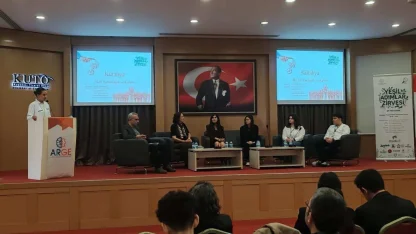 Kütahyalı öğrenciler "Yeşil Adımlar Zirvesi"nde göz doldurdu