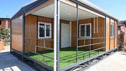 Manisa’da yağmurda evleri kullanılamaz hale gelen ailenin yeni yuvası büyükşehirden