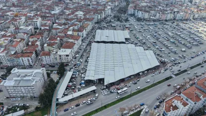 Manisa’nın en büyük pazaryerinin altyapı sorunu çözüme kavuştu