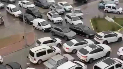 Mardin’de bayram arifesinde araç yoğunluğu yaşandı