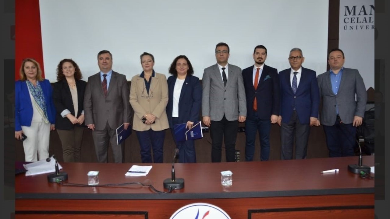 MCBÜ’de "Yeni küresel ekonomide vergilendirme ve Türkiye" paneli düzenlendi