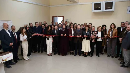 MCBÜSEM’de yeni bilgisayar laboratuvarı hizmete açıldı