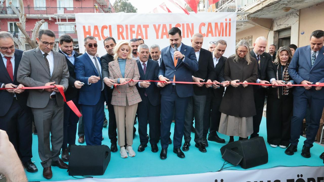 Menemen’de Kadir Gecesi’ne özel 15 bin kişilik iftar