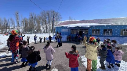 ’Merkez Her Yerde’ projesi kapsamında köy okulunda etkinlik düzenlendi