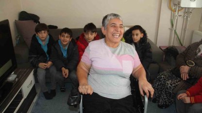 Minik öğrenciler engelli vatandaşın hayalini gerçekleştirdi