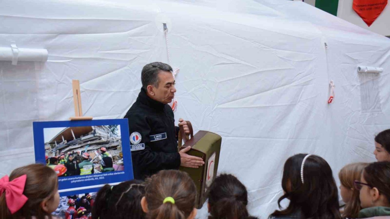 Miniklere afet bilinci aşılandı